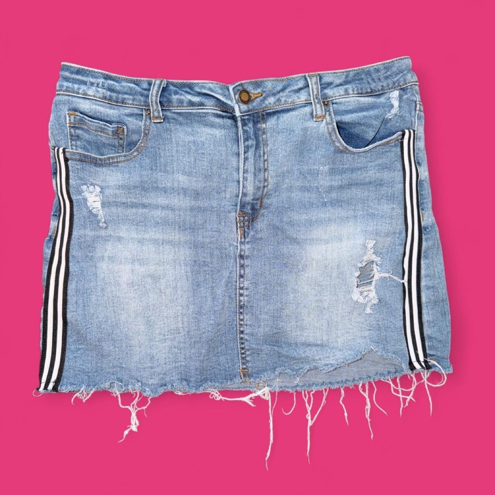 Angel Kiss Los Angeles Distressed Denim Mini Skirt XL Side Stripe Raw Hem